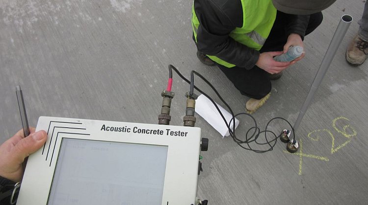 akusztikus-betonlemez-vizsgalat